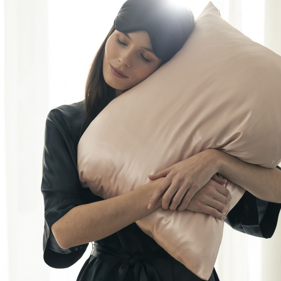 SilkLuxe™ | 100% Mullbärssilkeskuddfodral, Mjukt & Slätt för Ultimat Sovkomfort