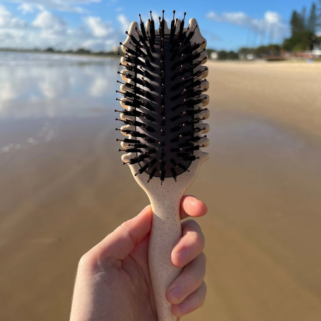 CurlyBrush™ | Definierade lockar utan friss