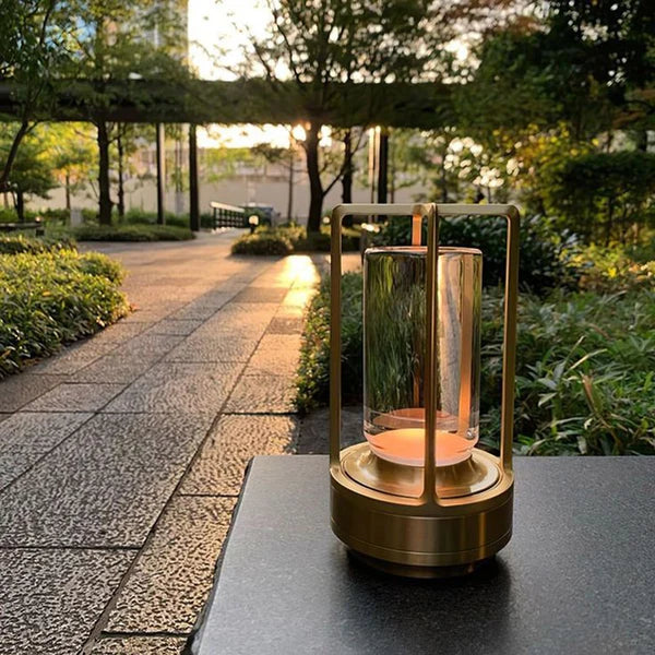 Lantern™ | Trådlös Bordslampa för Elegant Atmosfär