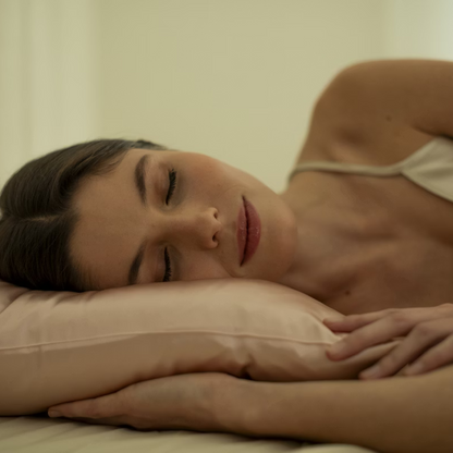 SilkLuxe™ | 100% Mullbärssilkeskuddfodral, Mjukt & Slätt för Ultimat Sovkomfort