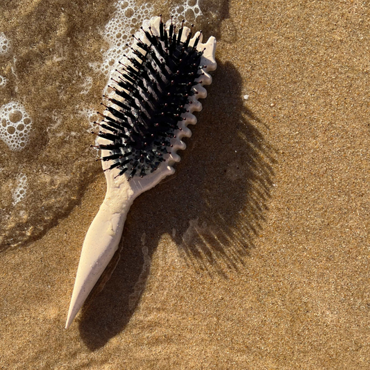 CurlyBrush™ | Definierade lockar utan friss
